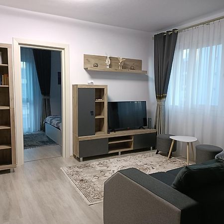 Gh Apartments กูรา ฮูมอรูลุย ภายนอก รูปภาพ